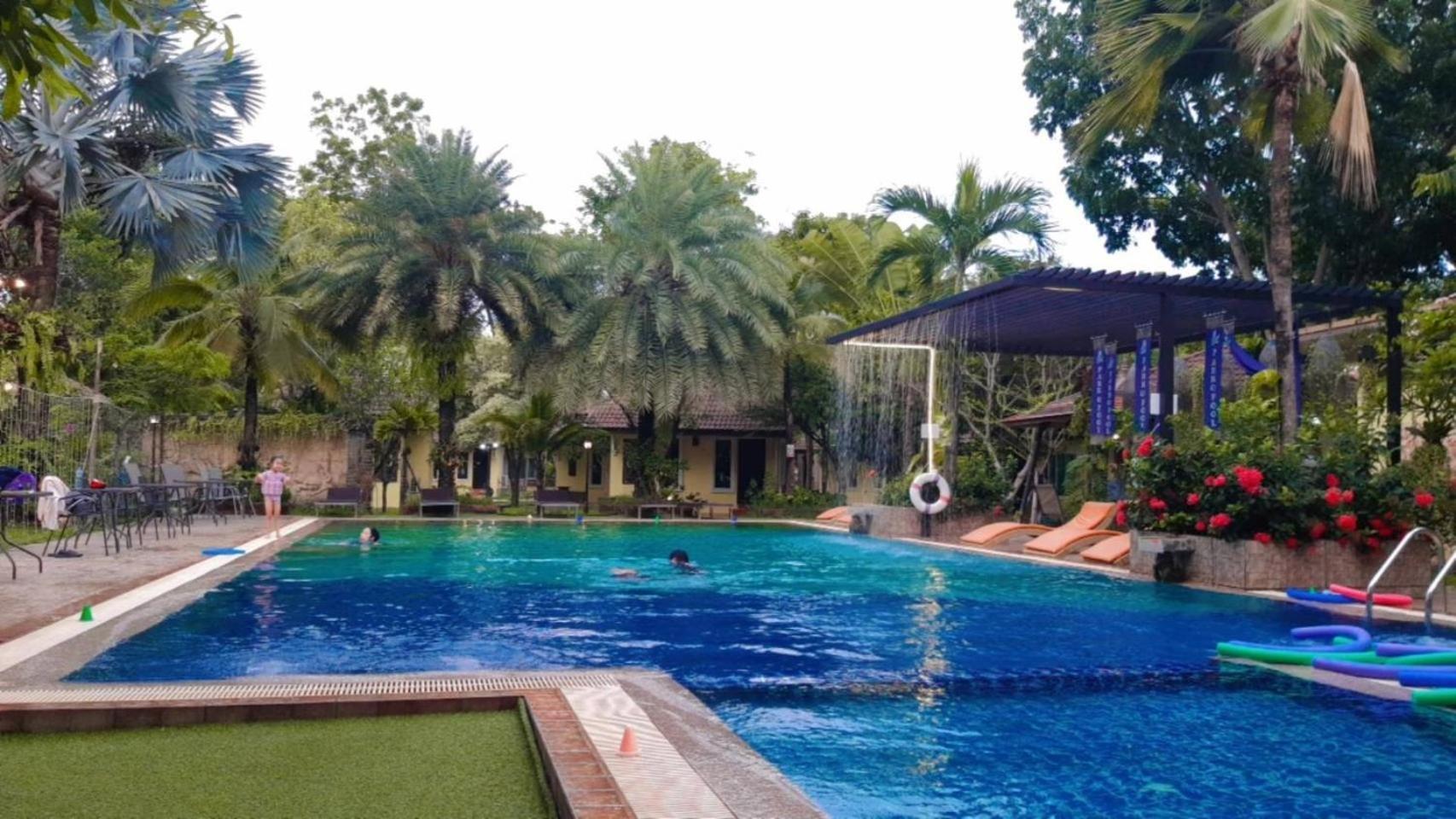 Park & Pool Resort Nong Khai Extérieur photo